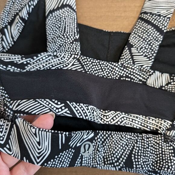 Lululemon/Pavement Pusher Bra Sz 8 - Picture 5 of 5